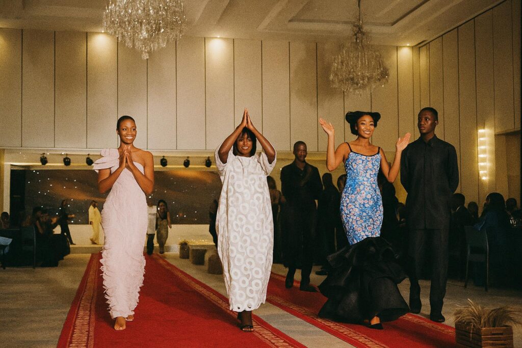 Pagne et soie : Brazzaville acclame Sako couture